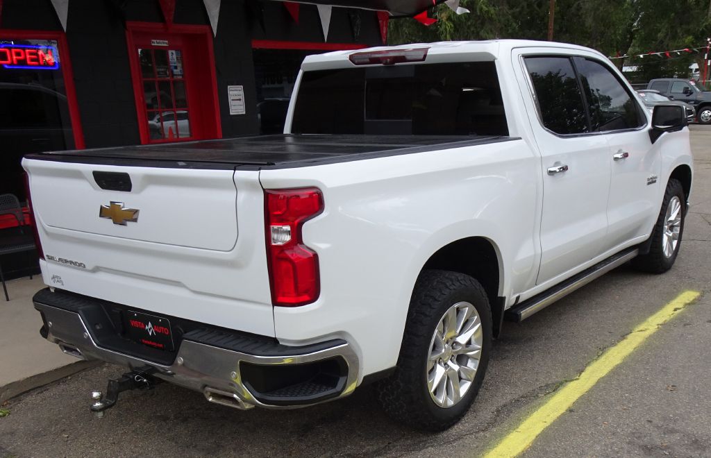Photo 10 of this CHEVROLET SILVERADO LTD