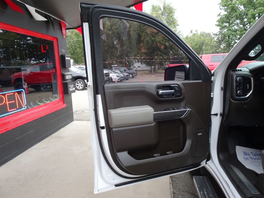 Photo 18 of this CHEVROLET SILVERADO LTD