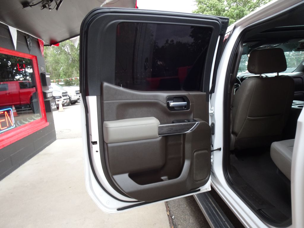 Photo 30 of this CHEVROLET SILVERADO LTD