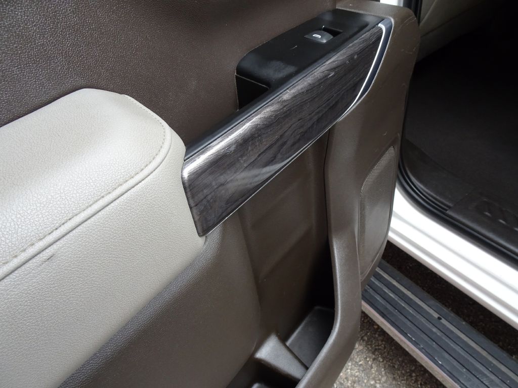 Photo 31 of this CHEVROLET SILVERADO LTD
