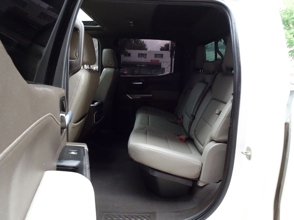 Photo 32 of this CHEVROLET SILVERADO LTD