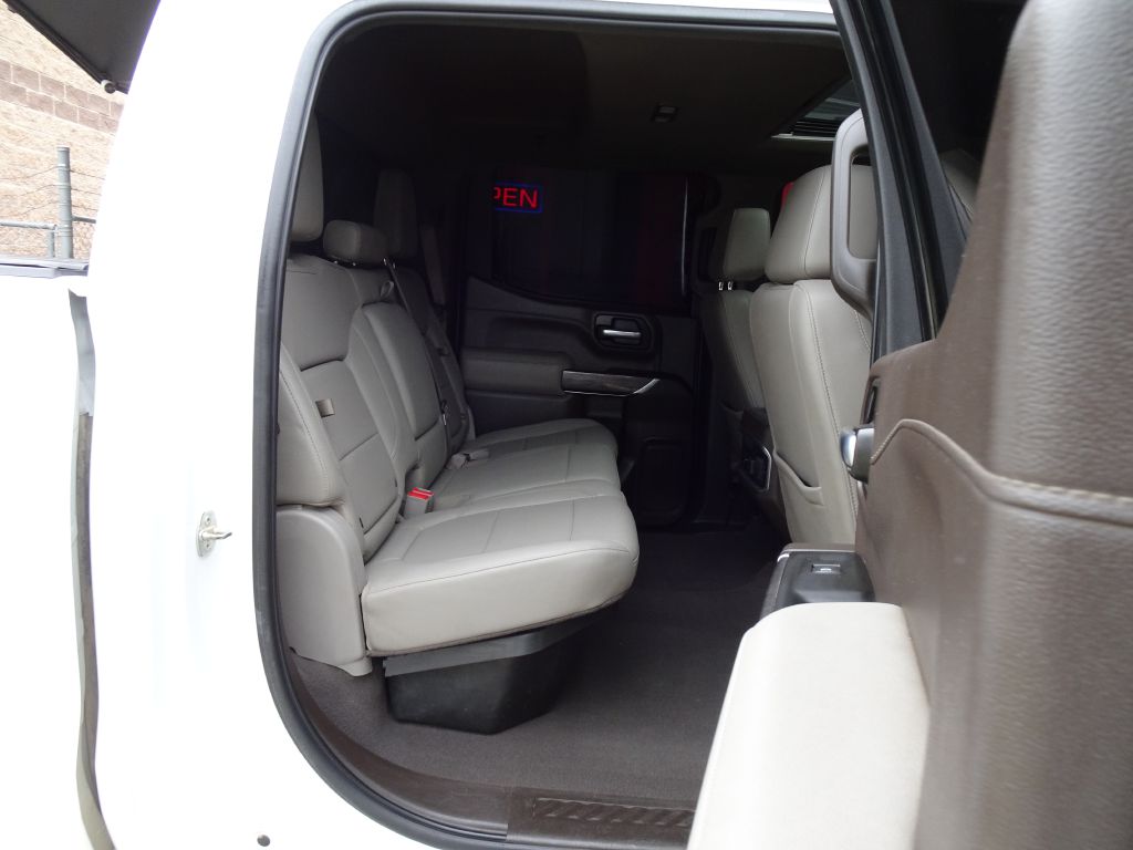 Photo 38 of this CHEVROLET SILVERADO LTD