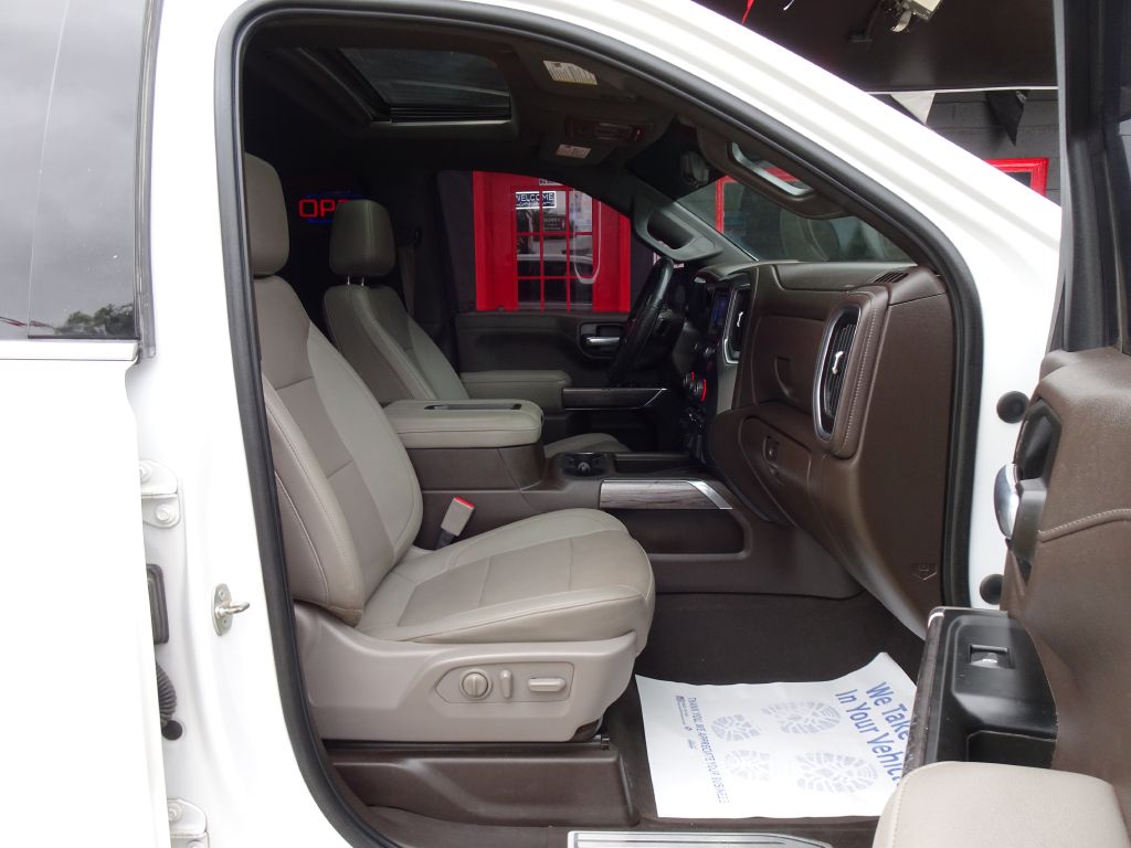 Photo 41 of this CHEVROLET SILVERADO LTD
