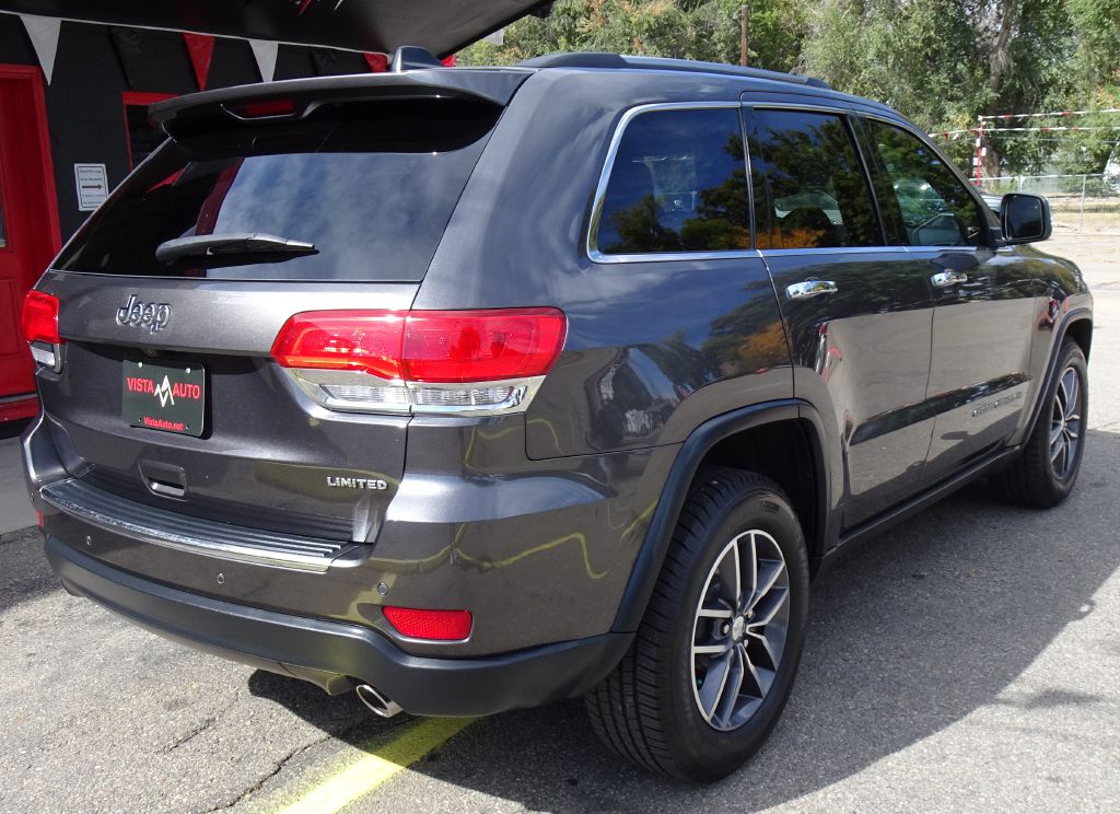 Photo 8 of this JEEP GRAND CHEROKEE