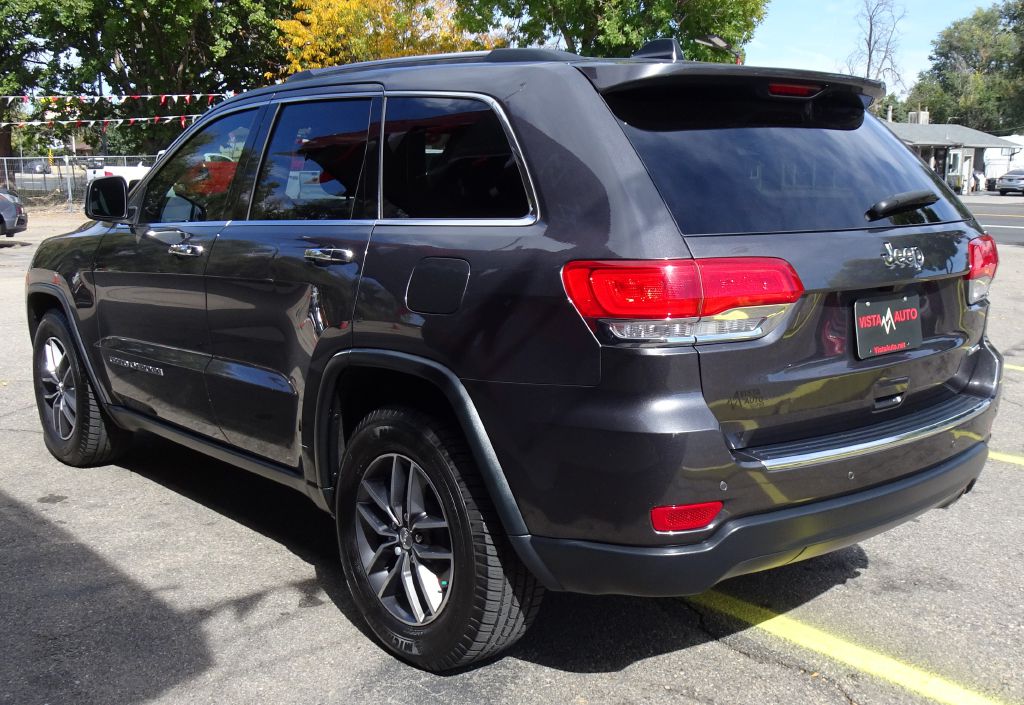 Photo 12 of this JEEP GRAND CHEROKEE