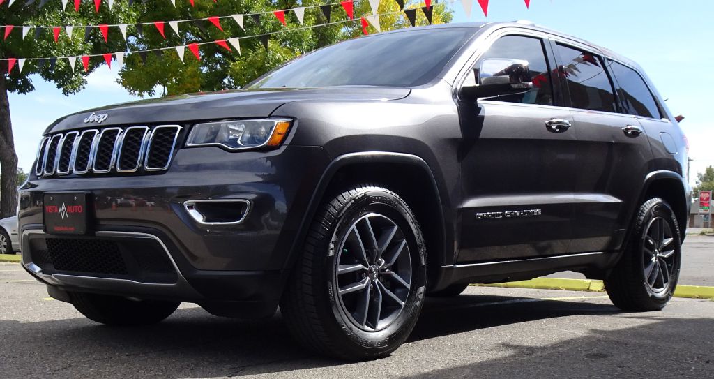 Photo 16 of this JEEP GRAND CHEROKEE