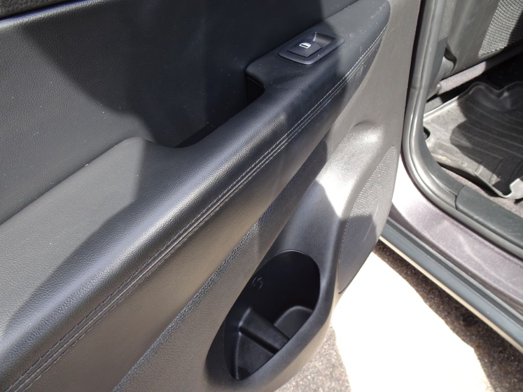 Photo 28 of this JEEP GRAND CHEROKEE