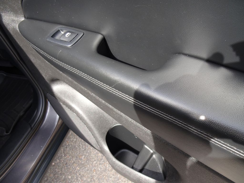 Photo 37 of this JEEP GRAND CHEROKEE
