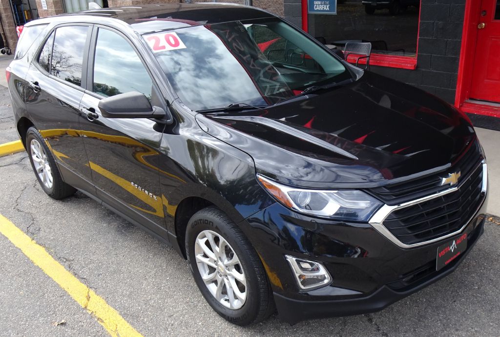 Photo 3 of this CHEVROLET EQUINOX