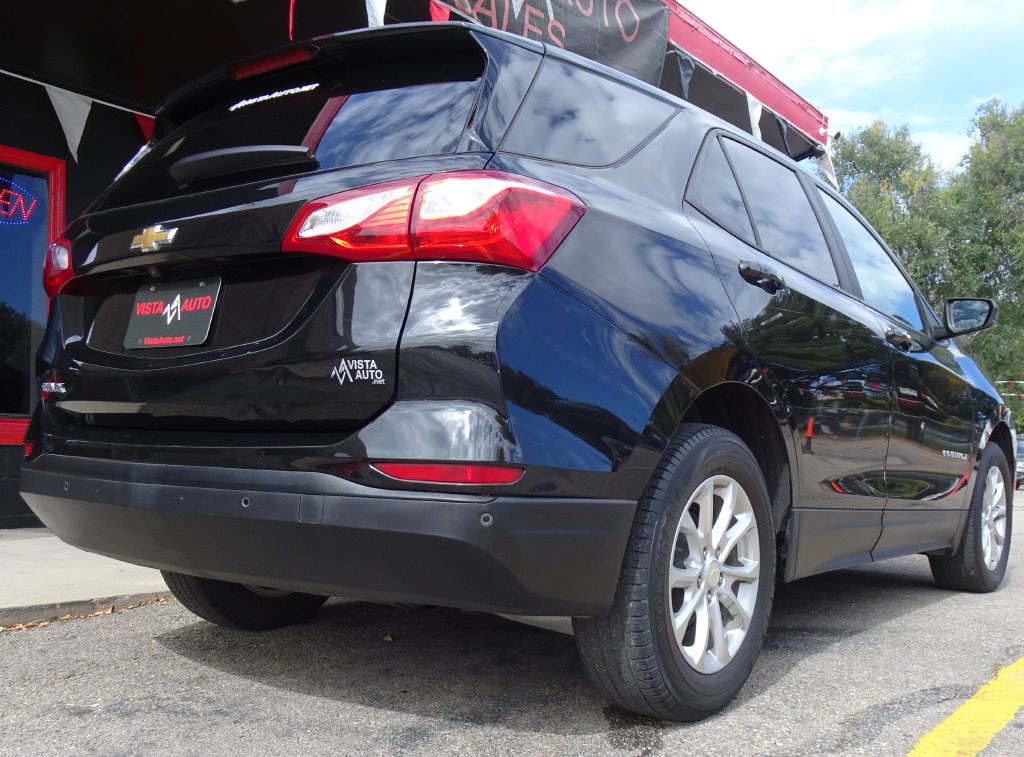 Photo 9 of this CHEVROLET EQUINOX