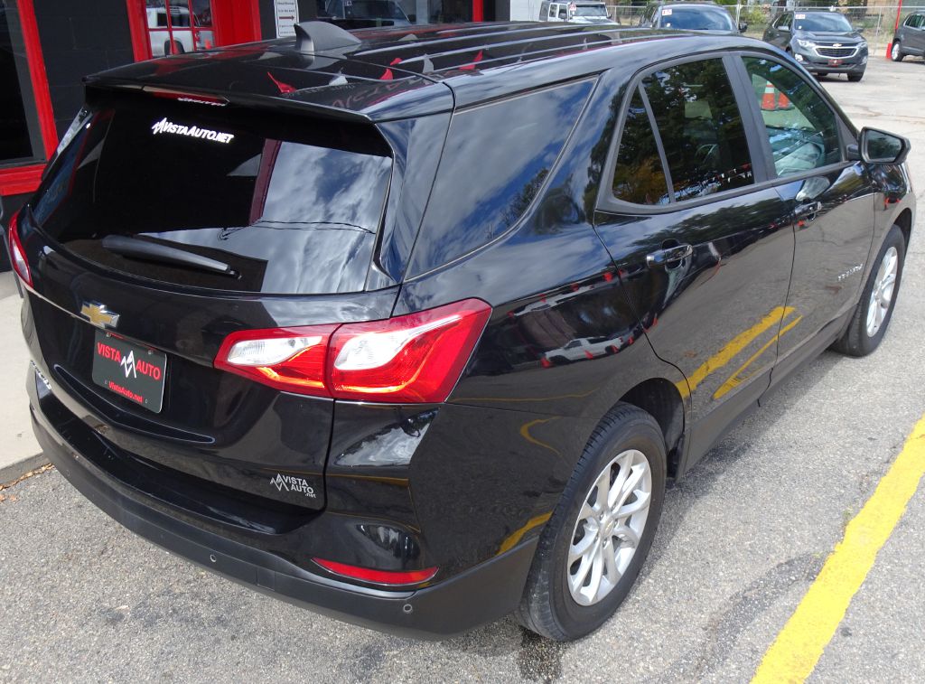 Photo 10 of this CHEVROLET EQUINOX