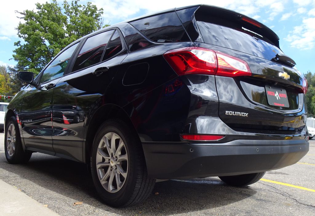 Photo 13 of this CHEVROLET EQUINOX