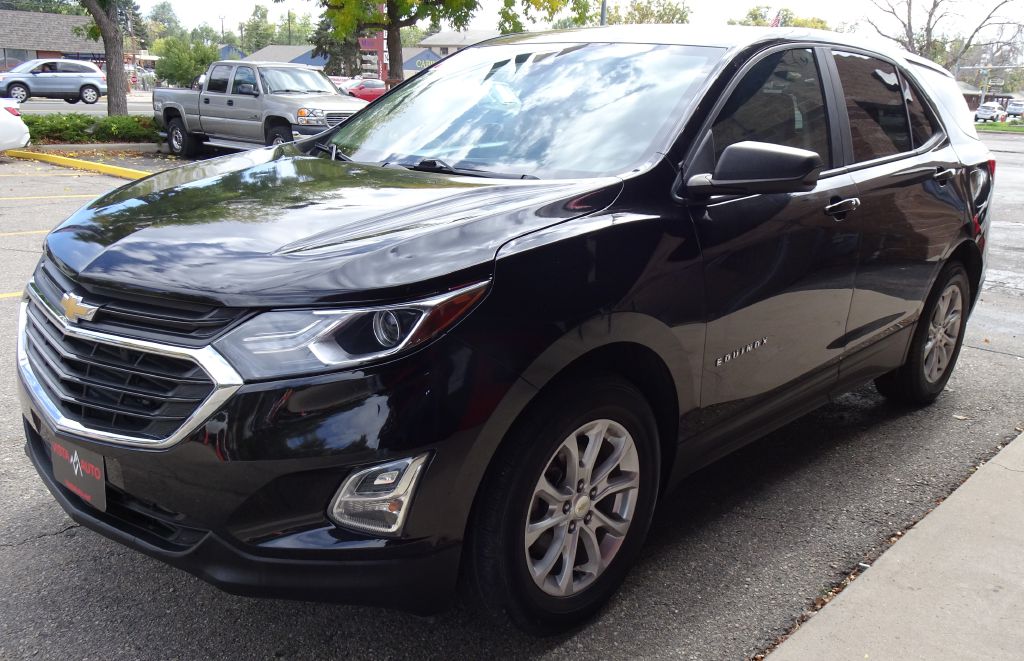 Photo 15 of this CHEVROLET EQUINOX