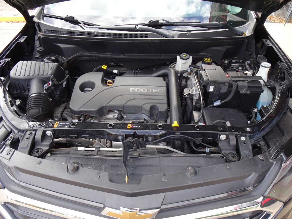 Photo 37 of this CHEVROLET EQUINOX