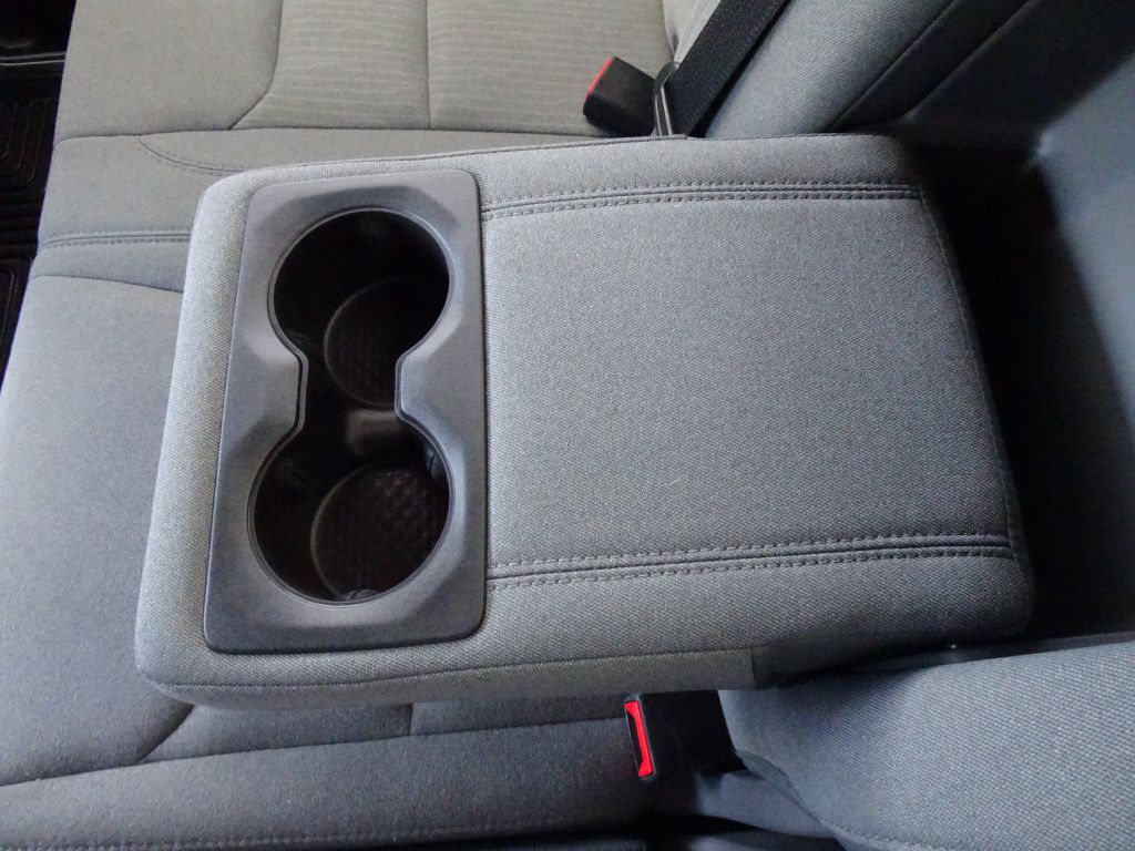 Photo 33 of this RAM 1500