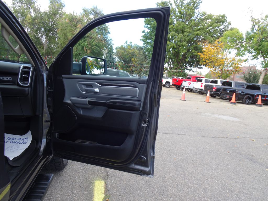 Photo 40 of this RAM 1500