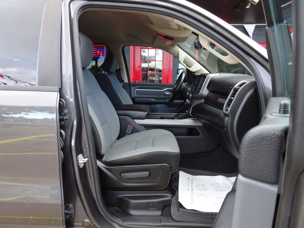 Photo 42 of this RAM 1500