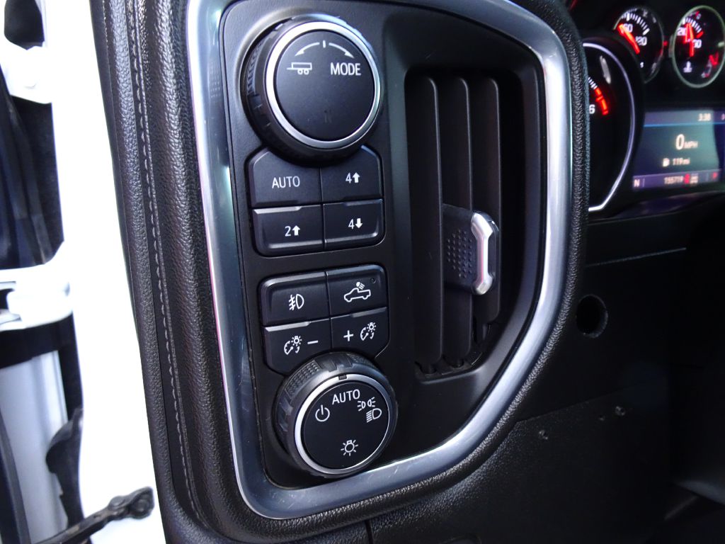 Photo 23 of this CHEVROLET SILVERADO 1500