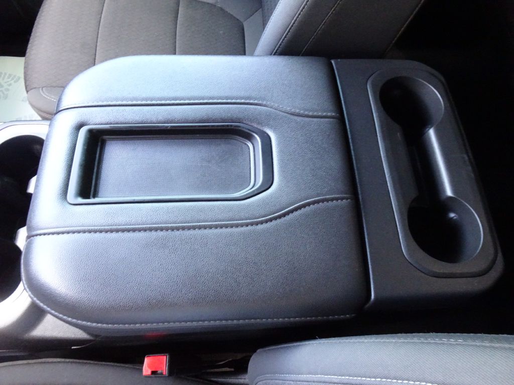 Photo 29 of this CHEVROLET SILVERADO 1500