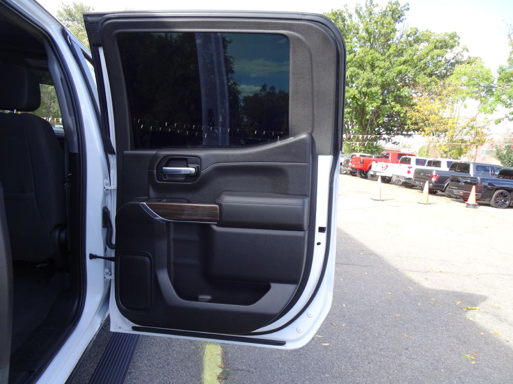 Photo 36 of this CHEVROLET SILVERADO 1500