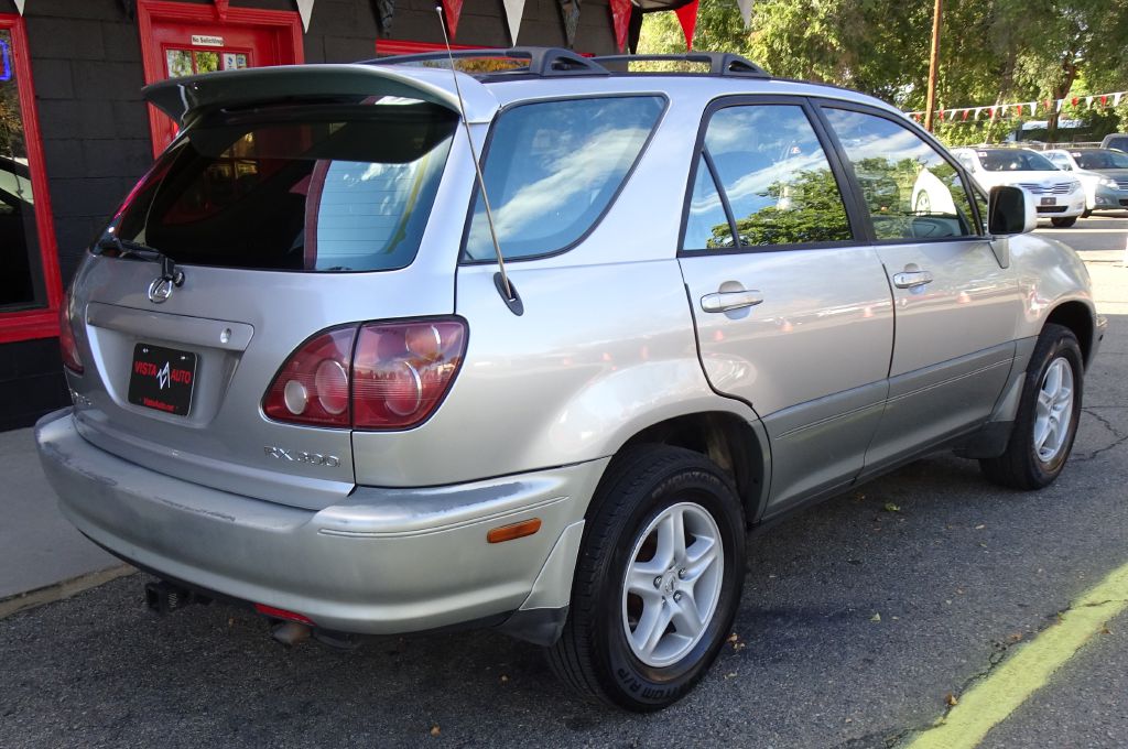 Photo 8 of this LEXUS RX