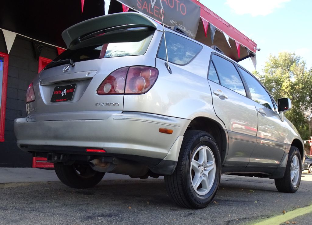 Photo 9 of this LEXUS RX
