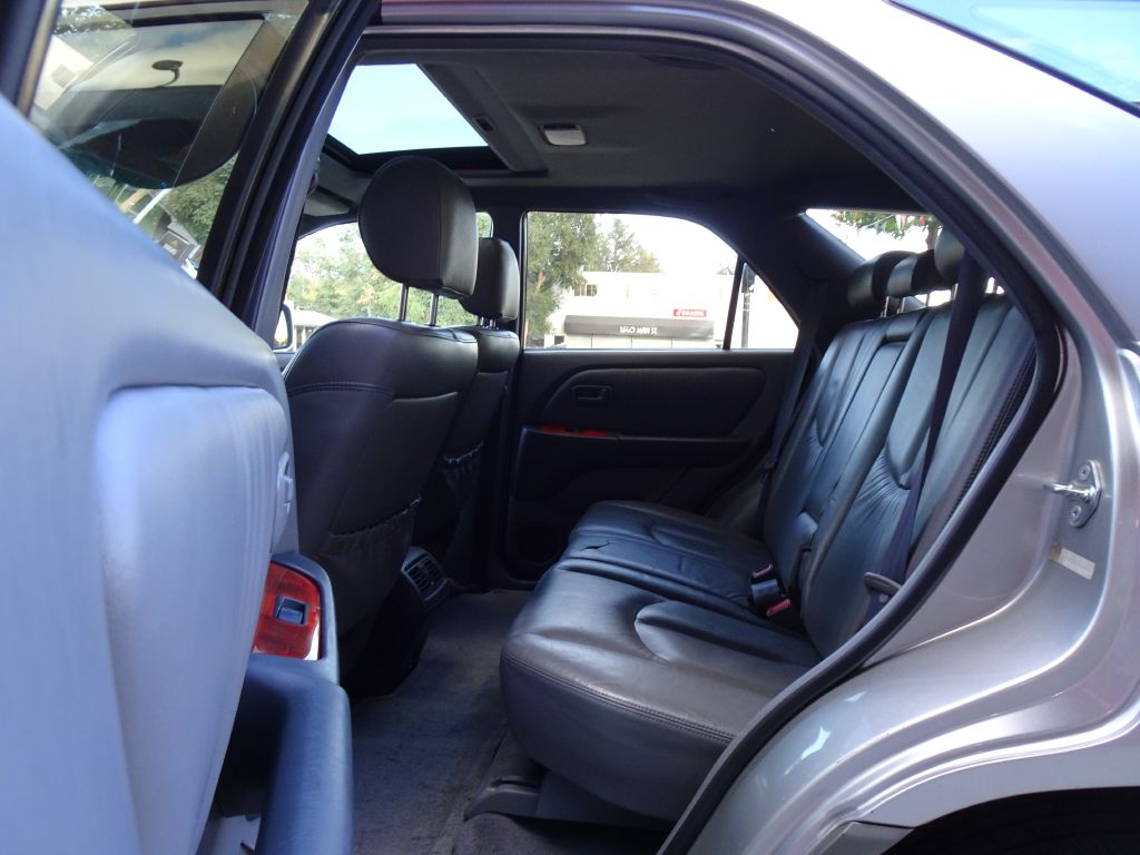 Photo 27 of this LEXUS RX