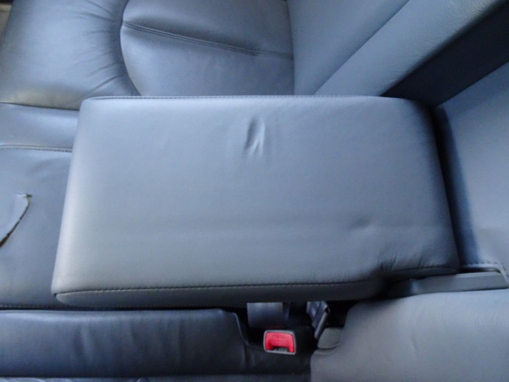 Photo 28 of this LEXUS RX