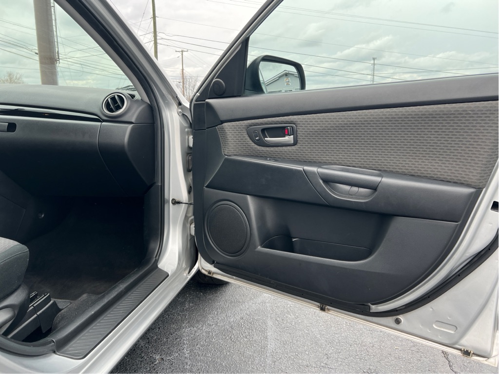 MAZDA 3 2006 MAZDA 3 JM1BK12FX61464331