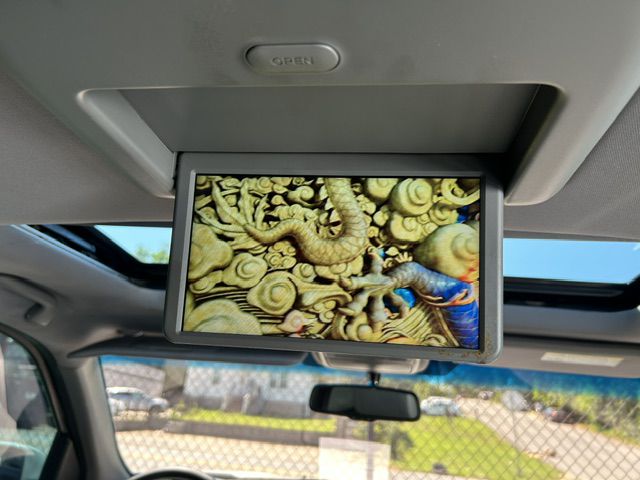 Photo 11 of this HONDA PILOT