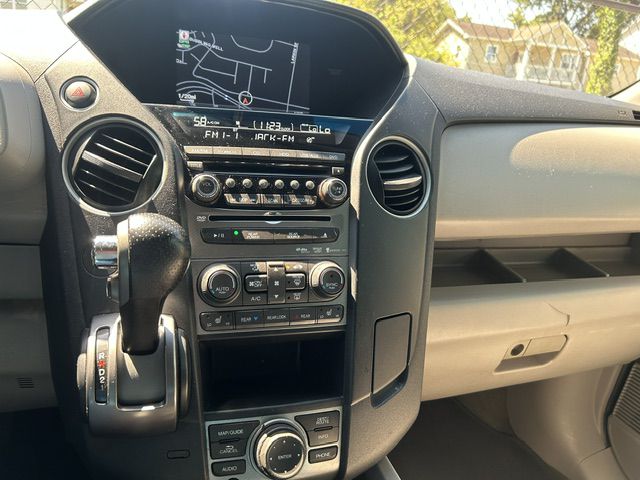 Photo 7 of this HONDA PILOT