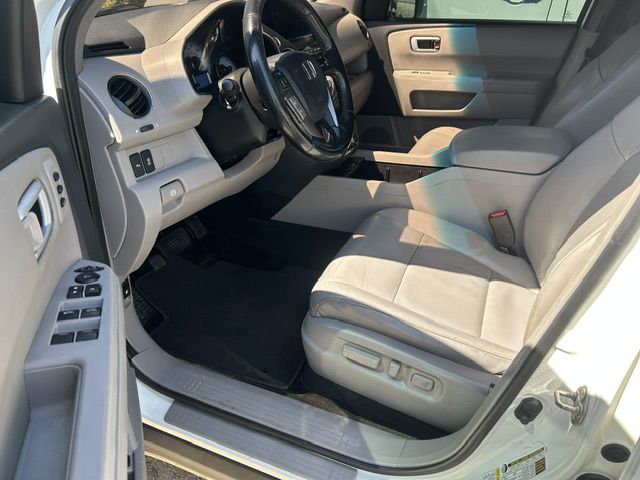 Photo 4 of this HONDA PILOT