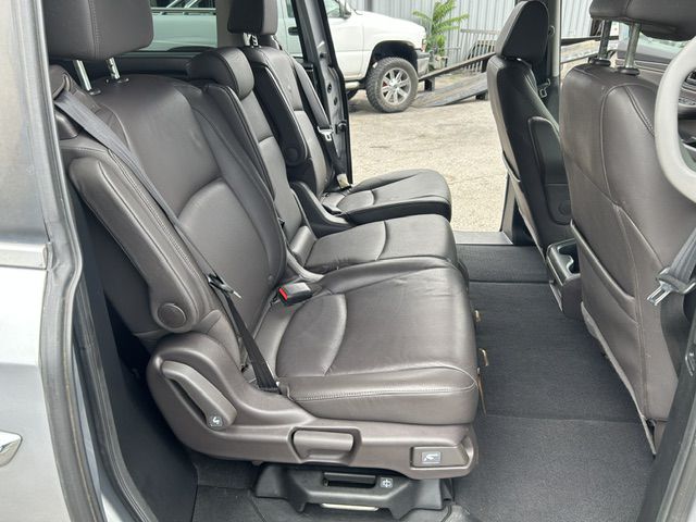 Photo 8 of this HONDA ODYSSEY