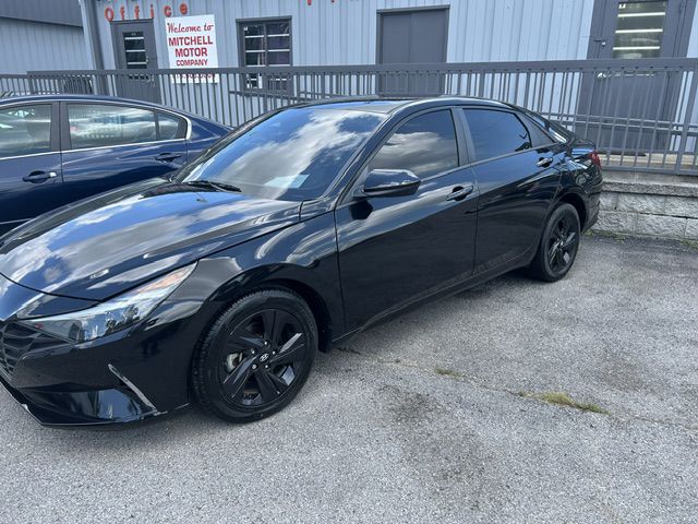 2022 HYUNDAI ELANTRA