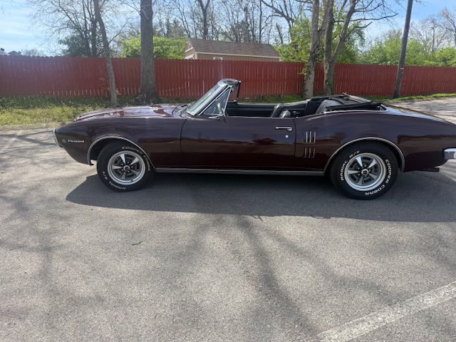 Photo 4 of this PONTIAC FIREBIRD