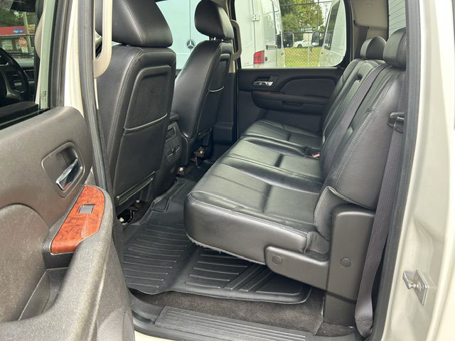 Photo 7 of this GMC SIERRA 1500