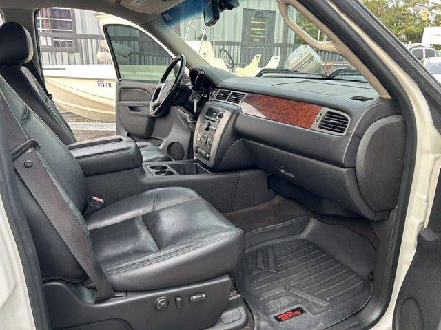 Photo 6 of this GMC SIERRA 1500
