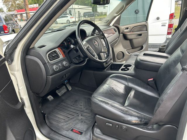 Photo 5 of this GMC SIERRA 1500