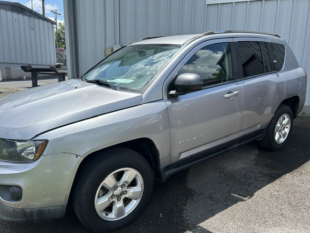 2015 Jeep Compass Sport Altitude Edition's photo