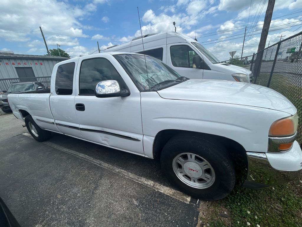 2002 GMC Sierra 2WD Extended Cab 6 1/2-ft SL|2WD Regular Cab 8-ft SL|2WD Extended Cab 8-ft SL's photo