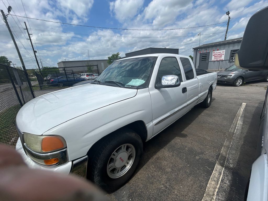 Photo 2 of this GMC SIERRA 1500