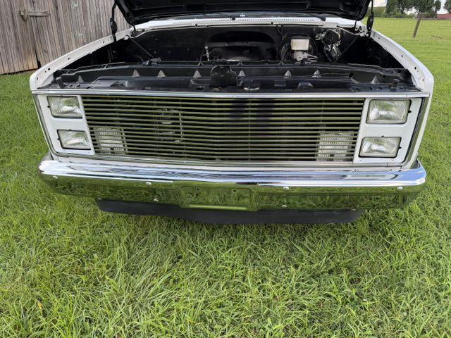 Photo 7 of this CHEVROLET C/K 10 SERIES