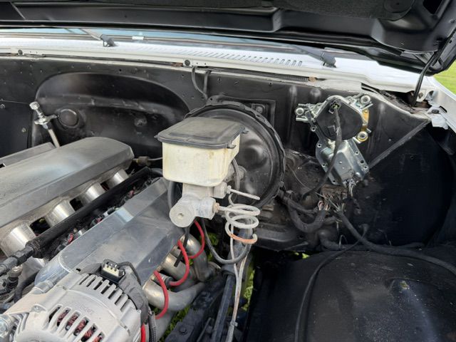 Photo 9 of this CHEVROLET C/K 10 SERIES