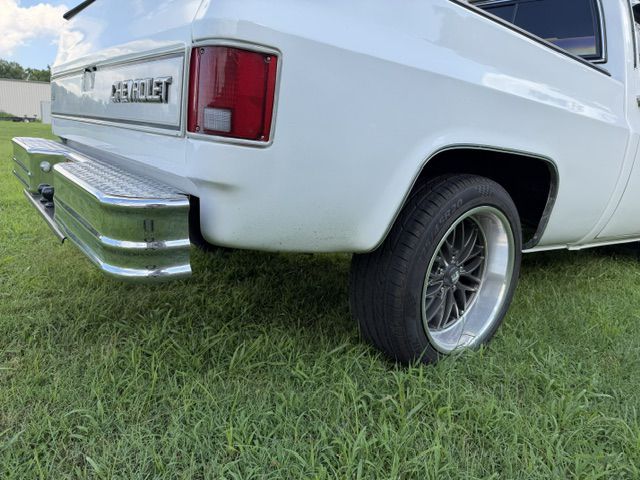 Photo 13 of this CHEVROLET C/K 10 SERIES