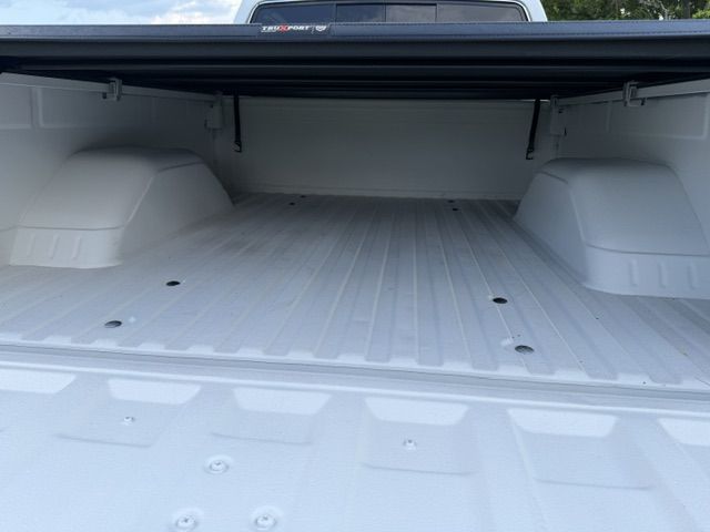Photo 14 of this CHEVROLET C/K 10 SERIES
