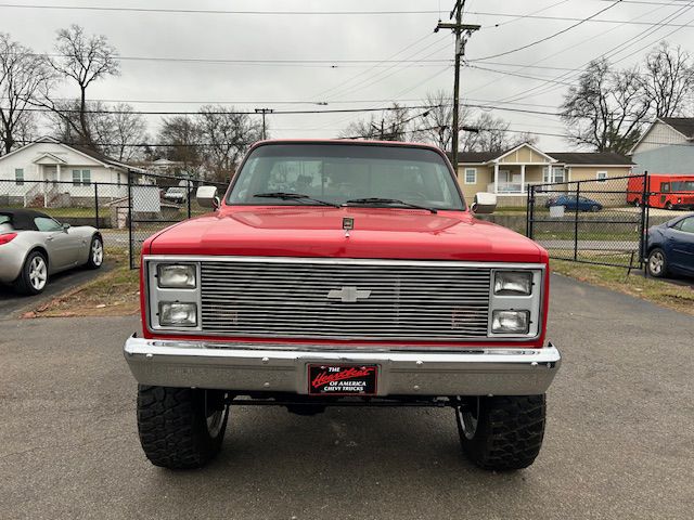 Photo 3 of this CHEVROLET C/K 10 SERIES