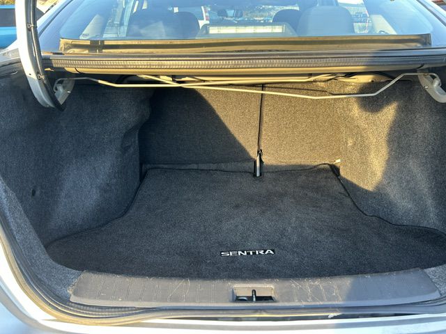 Photo 7 of this NISSAN SENTRA