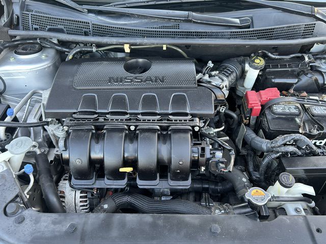 Photo 8 of this NISSAN SENTRA