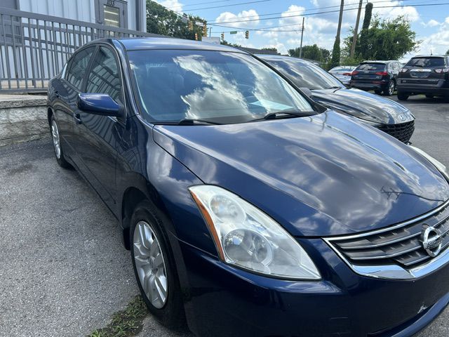 Photo 2 of this NISSAN ALTIMA