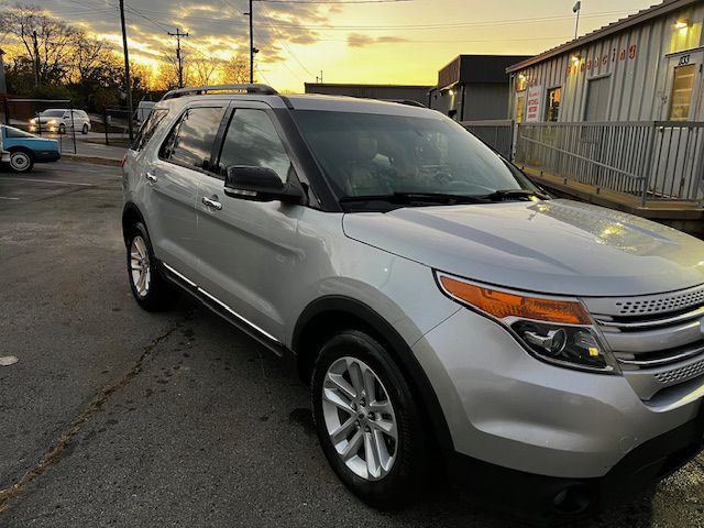 2014 Ford Explorer XLT's photo